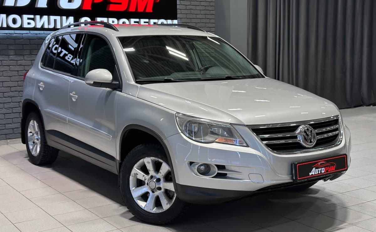 Volkswagen Tiguan - 5